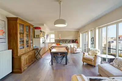 Image de grand appartement de luxe très lumineux - 50 m de la plage De Haan -