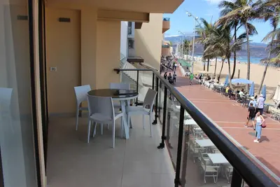 Image de Appartement de première ligne du Paseo et de la plage de Las Canteras, avec balcon et Wifi.