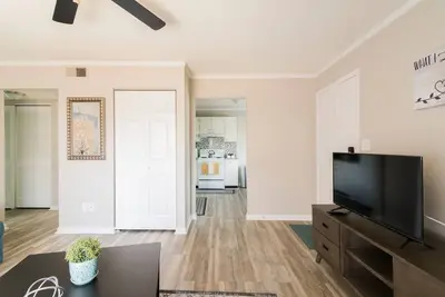 Image de Cute Condo Near Charlotte