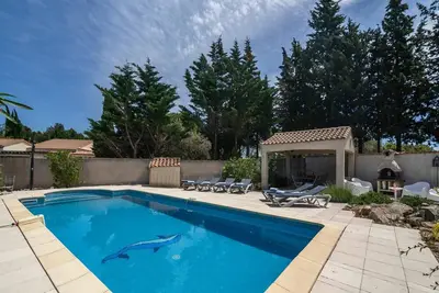 Image de Villa Ă Pouzols avec piscine et vignobles