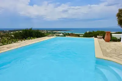 Image de Kamari: paradis grec avec piscine privée et jacuzzi