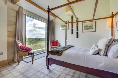Image de Luxe paisible conversion de grange pour 4 personnes Vue imprenable Appartement Harrogate 5 *