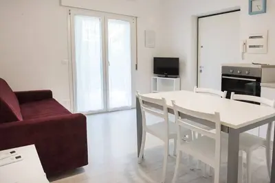 Image de S027 - Sirolo, new three-room apartment with terrace in the center