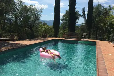 Image de Isolée, idyllique Villa Provençale dans Protected Park Land