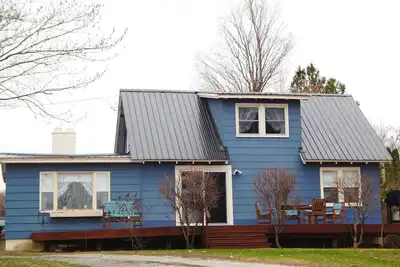 Image de Maison au bord du lac avec 3 chambres - réservation maintenant pour la saison automne-hiver 2019