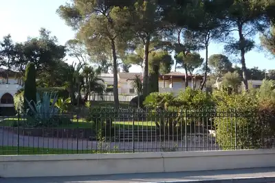 Image de St Rafael-Boulouris, front de mer, super appart 2 ch en Rdj.