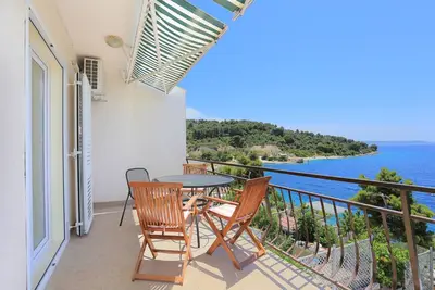 Appartement de deux chambres prés de la plage Okrug Donji, Ciovo (A-16657-a)