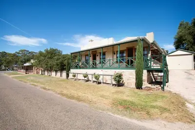 Image de Ancien magasin général de Swanport dans la réserve de Swanport, River Murray