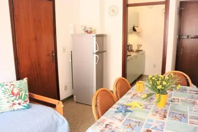 Image de Appartement confortable à seulement 80m de la plage