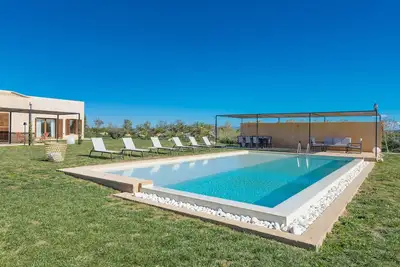 Image de Talassa - Villa with private pool in Campos. Free WiFi