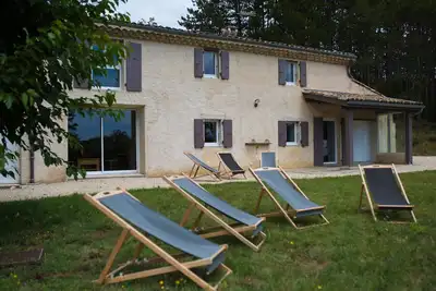 Image de En pleine nature, maison 3 chambres 8 couchages, totalement rénovée en 2019