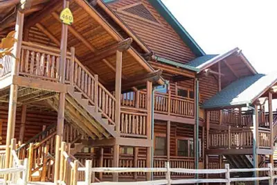 Image de Une unité cabine-Like luxe situé à proximité de Great Smoky Mountain Park