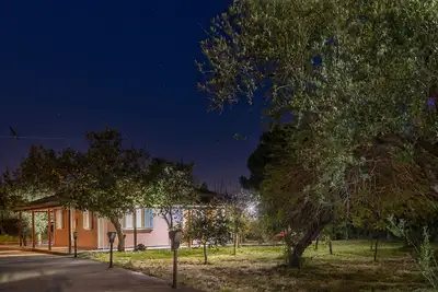 Image de Villa Jr avec vue sur le jardin
