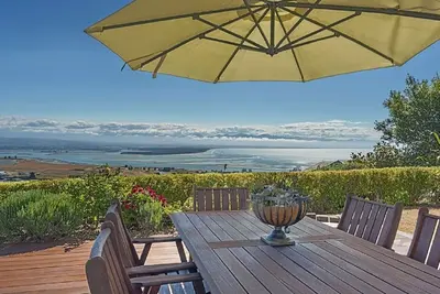 Image de Bay Dreamer \"Nelson ExecutiveHoliday Home\"
