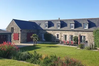 Image de Maison 'Le Clos Du Verdelet' à Planguenoual avec vue mer, piscine privée, 10 min à pied de la plage