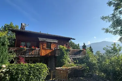 Image de Appartement Chalet de luxe 4 *, ambiance, feu de bois, WiFi. Méribel Les Trois Valées