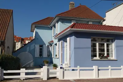 Image de Belle villa familiale calme, jardin, très proche de la plage!