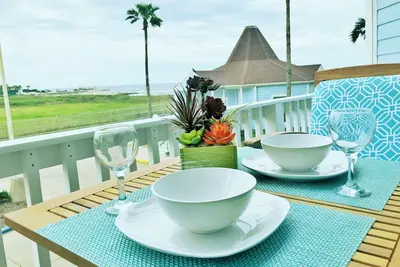 Image de Nouvelle liste! Seascape Condo- Resort en bord de mer avec piscine et spa