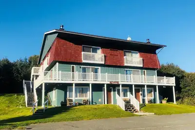 Image de Suite modeste dans le centre de Homer, à distance de marche de toutes les attractions