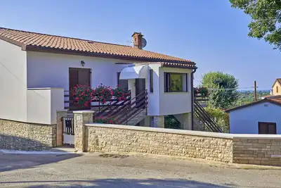 Munat à Ližnjan * Istrie \/ Munat à Ližnjan (appartement pour 3-5 personnes)