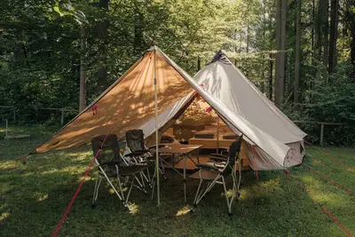 Image de Rent a family Bell family fully equipped tent with real beds in nature.