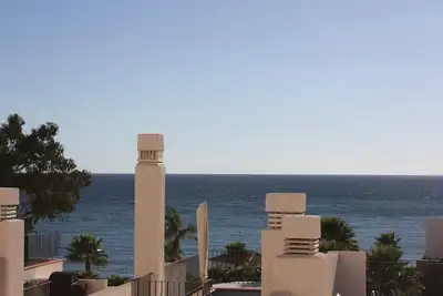 Image de 110 - Beach Two-Bedroom Apartment