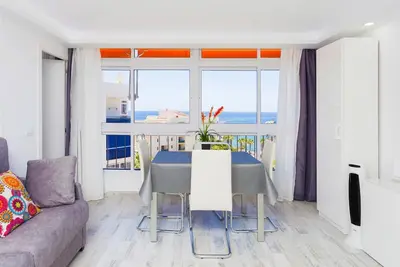 Image de 63. Première ligne de mer Los Cristianos, parking, wifi, lave-vaisselle