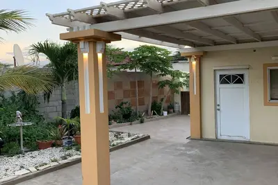 Image de Gonzalitostyle House à proximité de l'aéroport, ramassage gratuit et déposer aéroport
