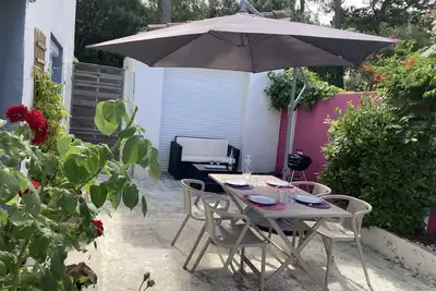 Image de T3 calme proche av de Gaulle et plage avec terrasse et parking