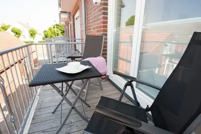 Image de Aujourd'hui et ouvert: l'appartement confortable à l'étage, achevé en mars