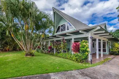 Image de Iki Nui Hale - Grande maison de vacances familiale proche du bain de la reine!
