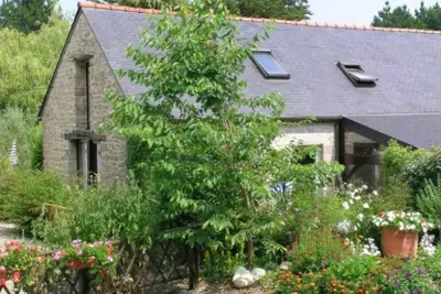 Image de Bénodet 4 gîtes et 5 appartements dans un beau jardin paysager sécurisé de 8 acres