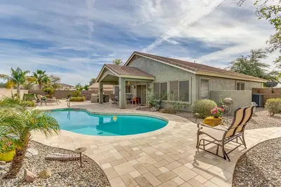 Image de Fabuleux 3 chambres avec cour privée et piscine chauffée! ! !