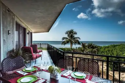 Image de Meilleure Valeur En Key West! Front De L'OCÉAN! ! ! Vue sur l'océan de chaque pièce 90ft Balcon.