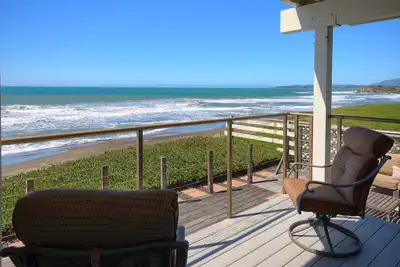 Image de Oceanfront Escape: 4 Br, 3 Ba Condominium à San Simeon, pour 10 personnes