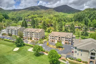 Image de Des vues fantastiques de golf et les montagnes depuis 3 Br Condo Cette