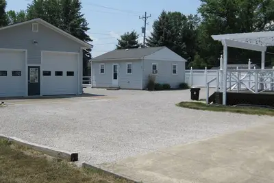 Image de Maison, chalet, garage, peut accueillir jusqu'à 12 adultes