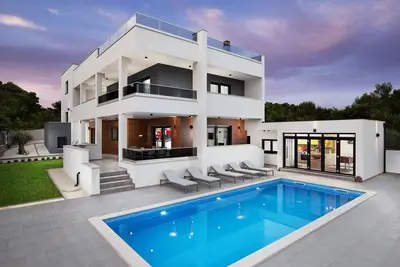 Image de Villa Histra Medulin avec piscine
