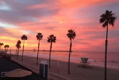 Image de Plage accès immédiat - Deux Pas!