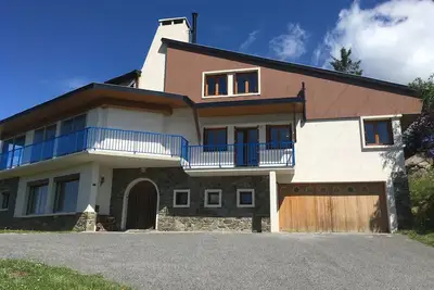 Image de Maison 20 couchages chez l'aïeul, 8 chambres, 5 salle de bains, 300 m2