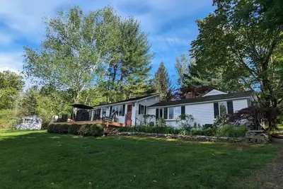 Image de Découvrez mignon chalet d'été sur le lac Warmaug