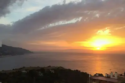 Image de Suite Ivo Taormina. - nouveau - central - vue mer - lumière