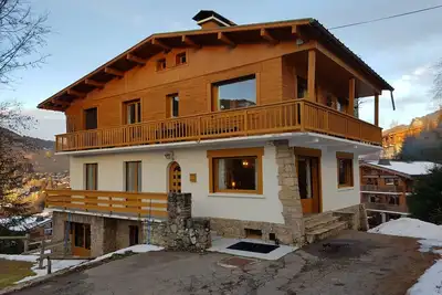 Image de 1\/3  Chalet - Megeve