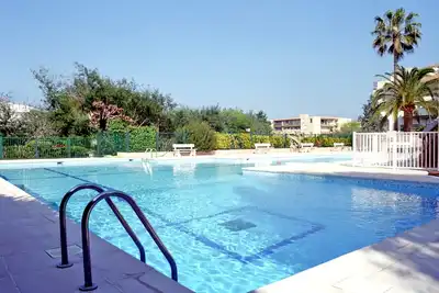 Image de Bel appartement dans résidence avec piscine