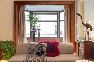 Image de Grand appartement historique à Casco Viejo, Bilbao.