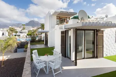Image de 241. Espace calme avec terrasse et barbecue