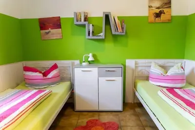 Image de Appartement de 45m² au 1er Étage avec vue sur la forêt