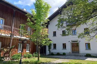 Image de Appartement spacieux (70m2) avec balcon, dans la ferme aventure
