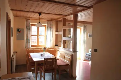 Image de Maison de vacances spacieuse avec balcon - idéale pour les familles