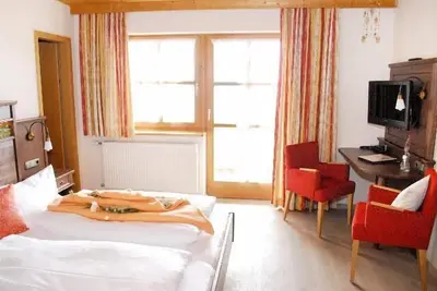 Image de Chambre double 3 * avec balcon et vue sur la vallée